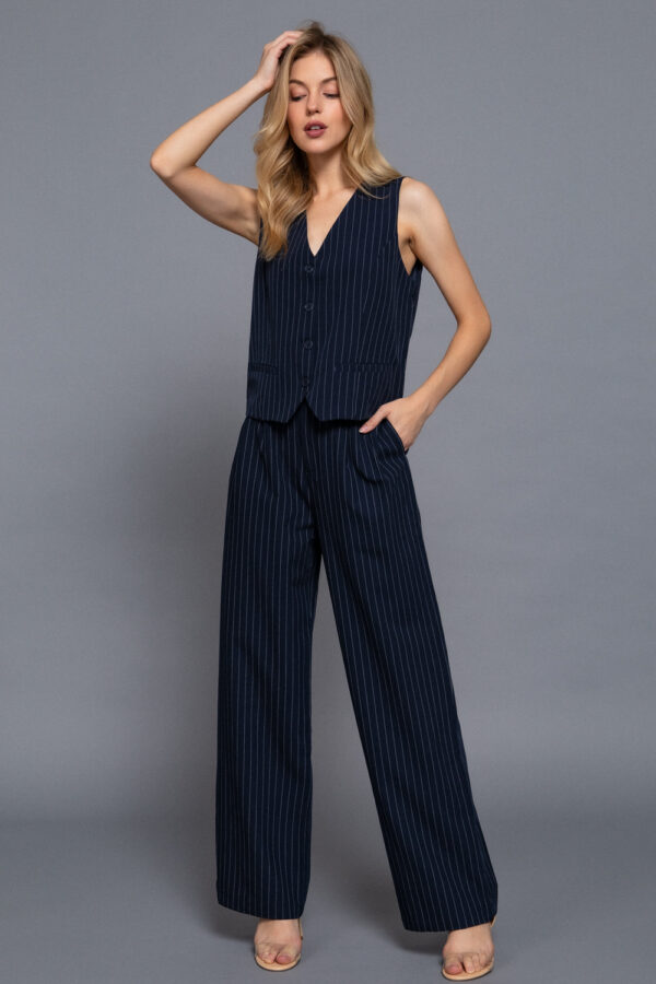 PIN STRIPE WOVEN STRAIGHT PANTS
