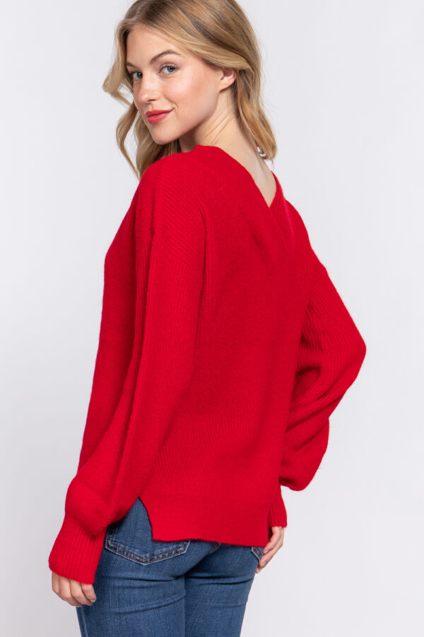V-NECK SWEATER